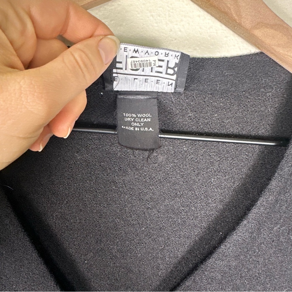 Vintage EILEEN FISHER Chic Quiet Luxury Black Wool Button Front Cardigan Sweater - Picture 3 of 6